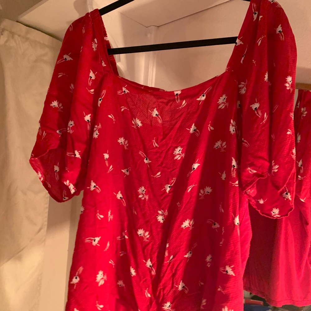 Target/ A new day/ Red floral square neck top